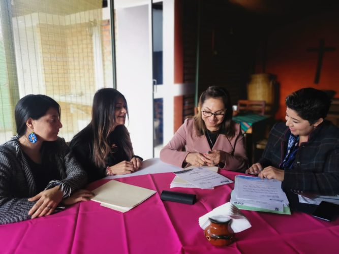 Distribuye diputada Cabrera Hermosillo cobijas en municipios gélidos