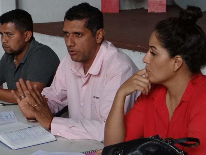 Mugica dice adiós a unicel y plástico