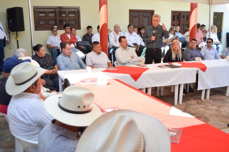 La sociedad reclama el rescate de Michoacán: Arias Solís