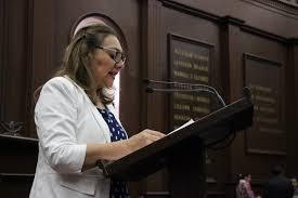 Cuquita cabrera Hermosillo gestiona tubo de drenaje  para Acahuato