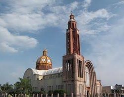 Iglesia Católica suspende toda ceremonia