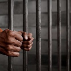 Atrapa FGE a presunto asesino de empleado de la Bavi