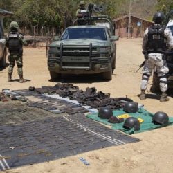 Aseguran arsenal en campamento de delincuentes
