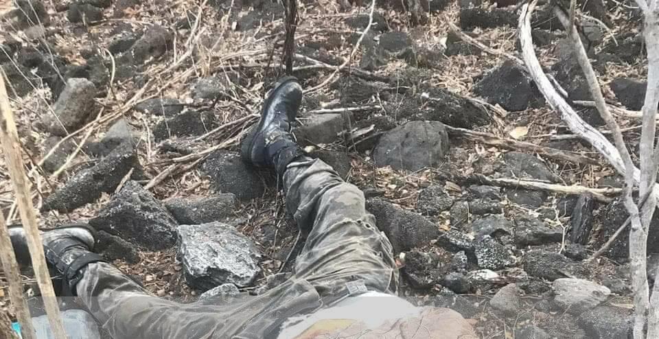 Siguen apareciendo fallecidos tras ataque armado en Aguililla