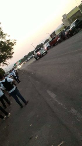 Autodefensas de Michoacán retoman las armas