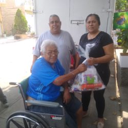 Custodio Virrueta envía despensas a grupos más vulnerables