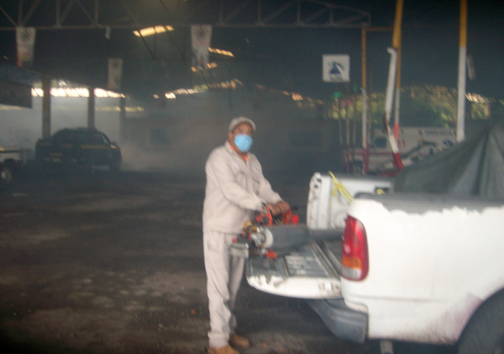 Brote de dengue en PC; fumigan instalaciones