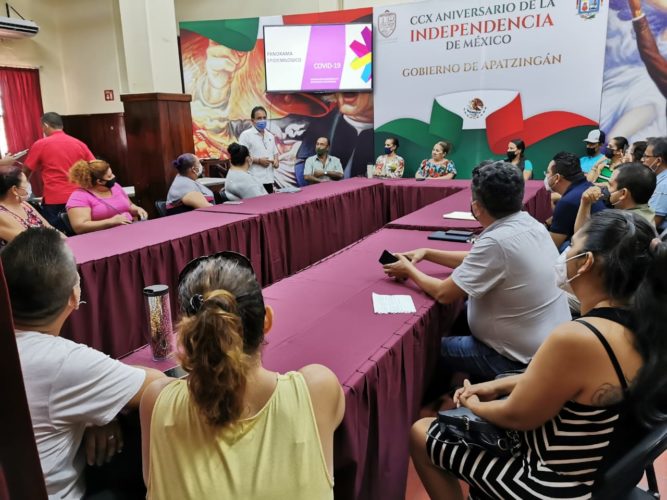 Ante CV-19, capacitan a propietarios de salones y restaurantes