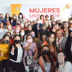 Familias de tres colonias reciben apoyo de "Juntos Somos Mejor"