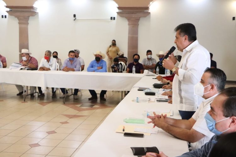 Municipio respalda agricultura y ganadería: José Luis Cruz Lucatero