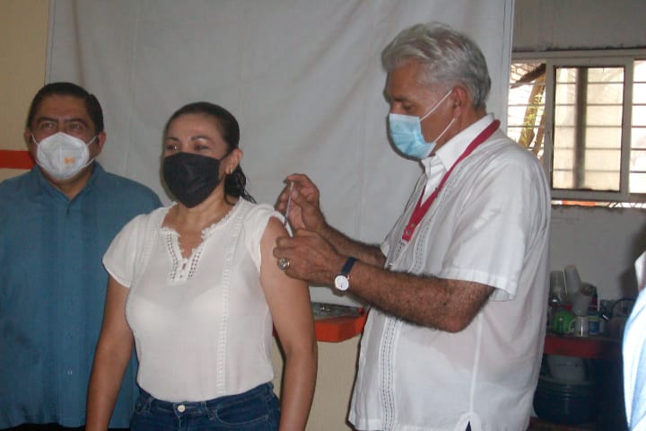Magisterio e Issste impilsn vacunación contra Influenza: JMMV