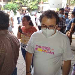 Desplantes protagónicos de ayudantes de Herrera Tello, lo más "destacado" de su visita a Apatzingán