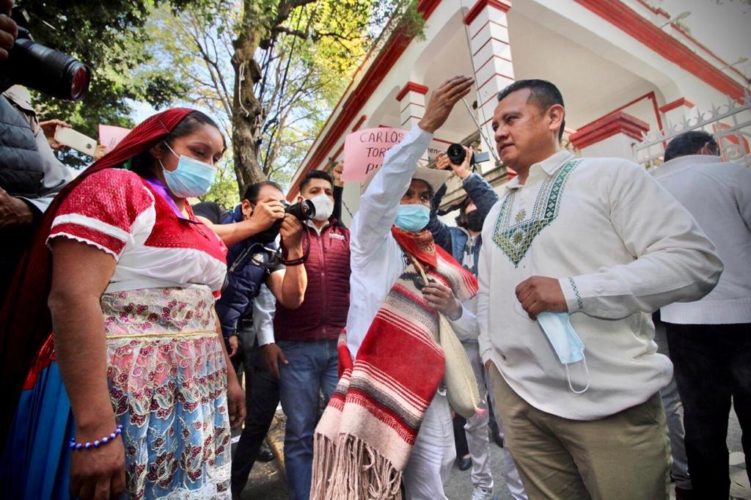 Ceremonia Purépecha, tras registrarse Torres Piña