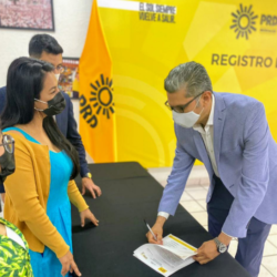 Ulises Rangel se registra precandidato del PRD diputado local por el Distrito 23