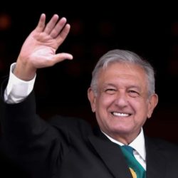 Revela AMLO estar contagiado por Covid-19