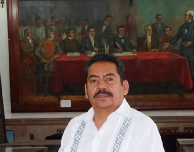 Apatzinguenses cierran filas con Ángel Custodio