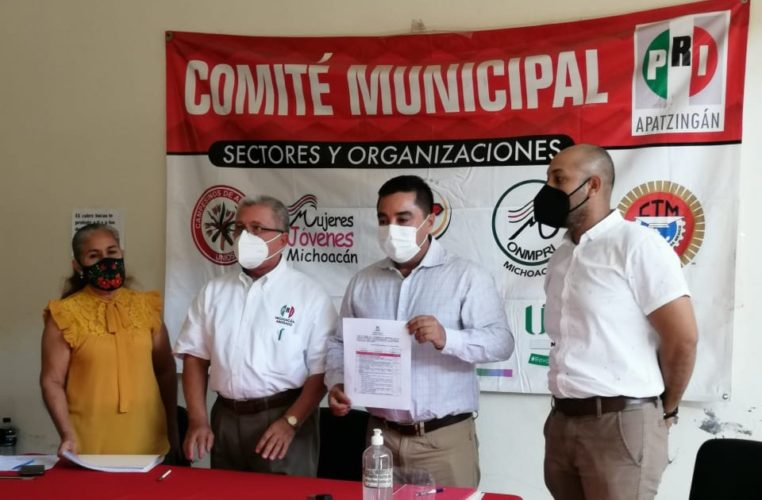 Registra Sergio Ochoa su precandidatura a la alcaldía de Apatzlngán