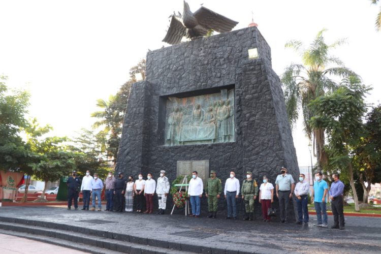 Debe reformarse la Constitución para dar fortaleza financiera al municipio: JLCL