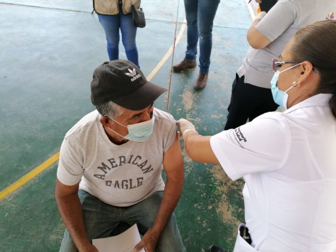 Llegan 30,840 dosis de vacuna Anti-Covid-19 para Apatzingán, Múgica Parácuaro y Buenavista 