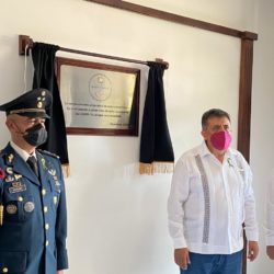 En la 43 zona militar develan placa en honor a personal médico