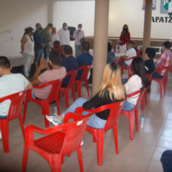 Capacitan a jóvenes de Equipo por Michoacán para promocionar y defender a Herrera Tello