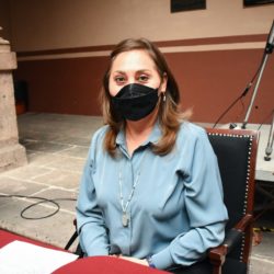 Reconstrucción mamaria y testicular a causa de cáncer, será gratuita