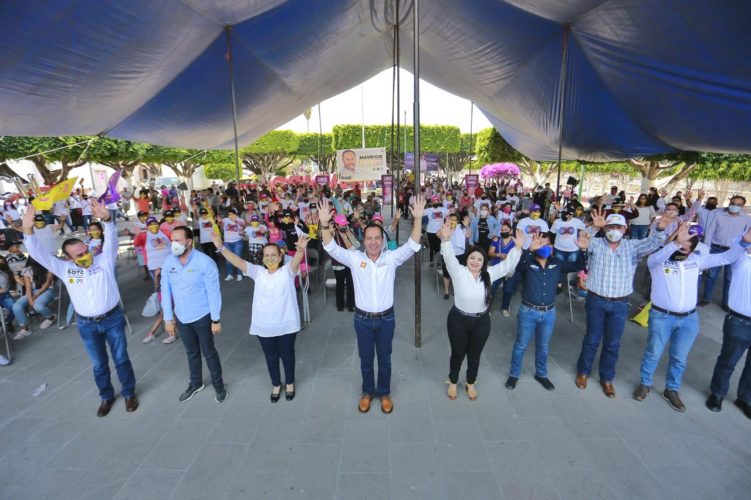 Ex coordinadora de alcaldes de Morena en Michoacán, se suma a campaña de Carlos Herrera Tello