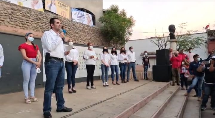 "La gente me conoce; soy hombre de compromiso y palabra": Uriel Chávez Mendoza