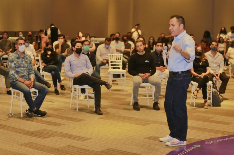 Con los jóvenes vamos a recuperar Michoacán: Carlos Herrera