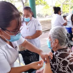 Vacunados deben continuar con medidas sanitarias: Noé Jaimes
