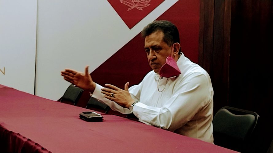 José Luis Cruz regresa a la alcaldía de Apatzingán
