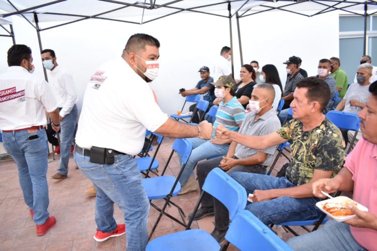 Huacus Esquivel: "mi proyecto es garantía de trabajo para albañiles"