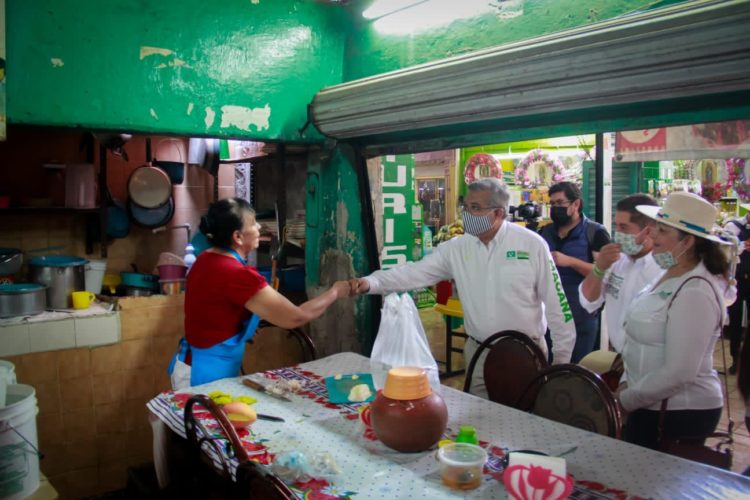 Regresará el desarrollo y economía a Tepalcatepec, compromete Magaña de la Mora