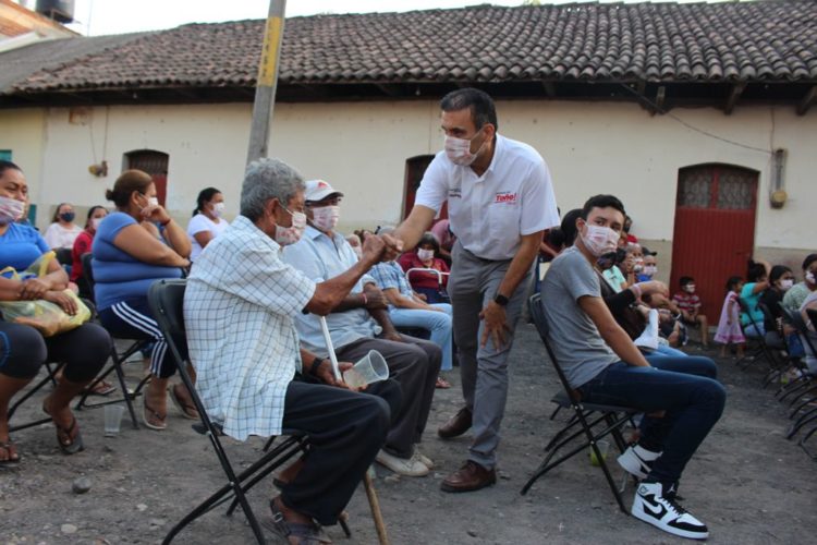 Consideran a Antonio Cruz como "el único candidato con historial social"