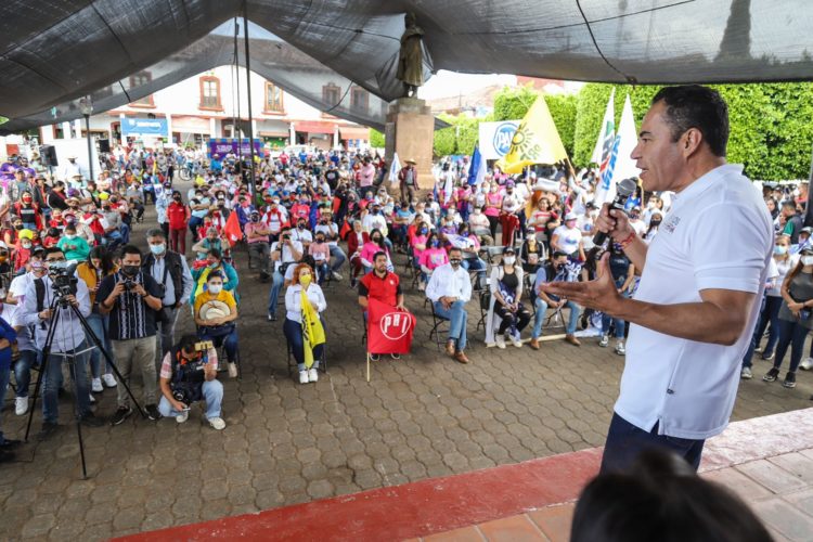 Tras debate, mil simpatizantes más de Morena se suman con Carlos Herrera