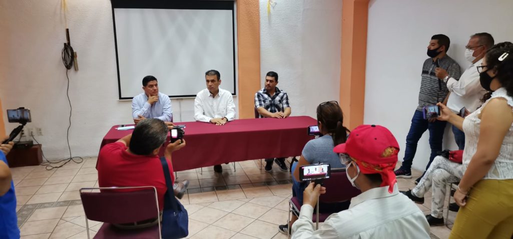 Reconoce Antonio Cruz que no la favoreció el resultado de la elección