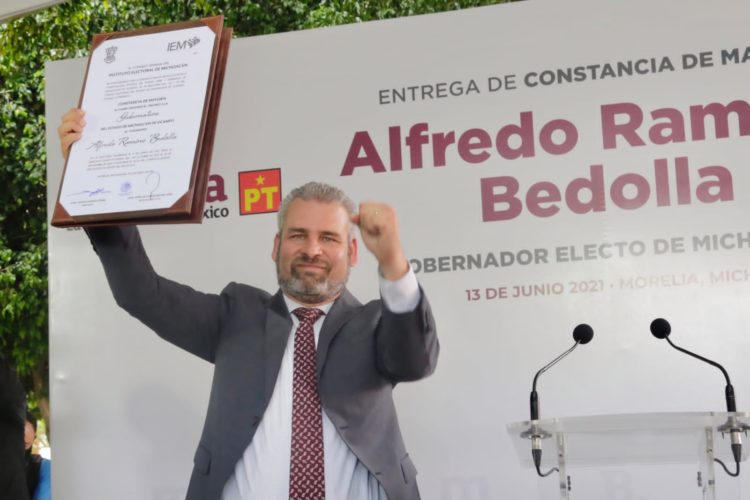 IEM reconoce a Bedolla como gobernador electo; llama a reconciliación en Michoacán
