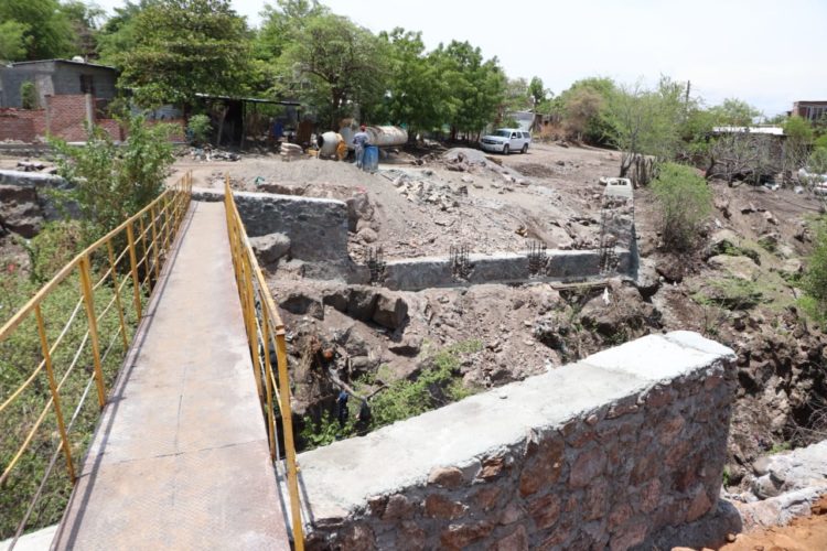 Las colonias Leandro Valle y el Mirador del Valle tendrán puente vehicular 