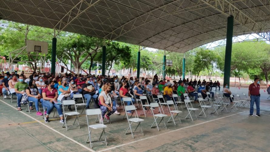 Gran demanda de vacuna contra el Covid-19, en Apatzingán 