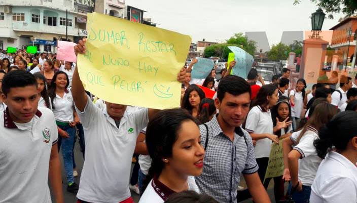 Pagan ya a maestros estatales