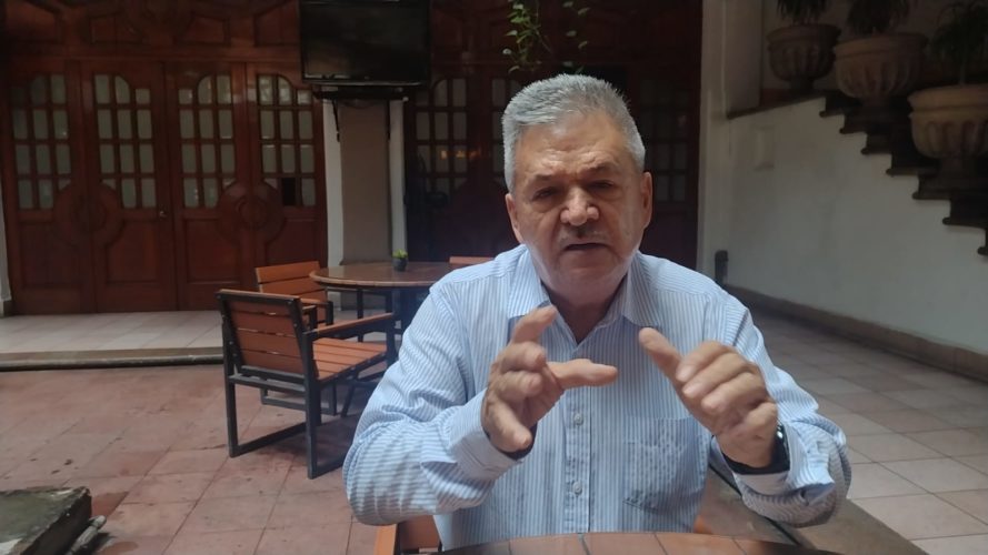 IVA aplica vanguardista sistema sanitario; hay clases presenciales