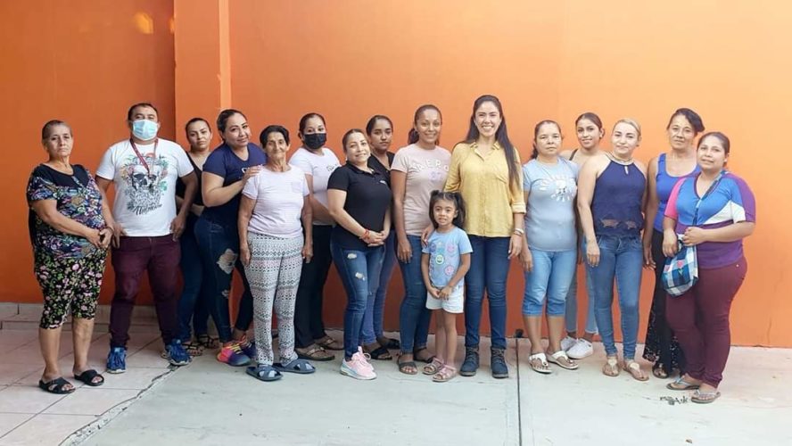 Fanny Arreola acuerda agenda común con mujeres de Apatzingán