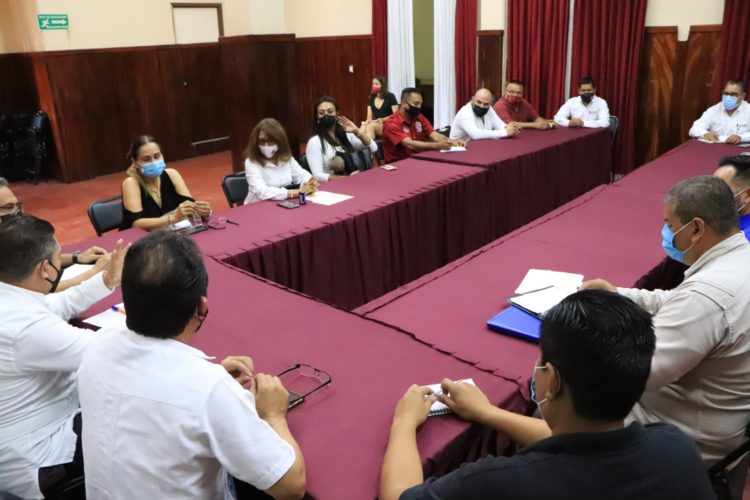 Apatzingán: se involucran clubes de servicio en campaña contra el zancudo