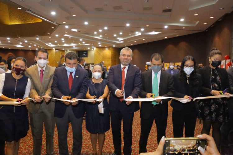 Inaugura Bedolla Feria del Empleo; reactivará la Economía