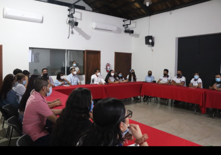Enriquecen proyectos juveniles del municipio con ideas de incipientes apatzinguenses