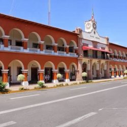 Sin contratiempos, trabaja la administración pública de Apatzingán