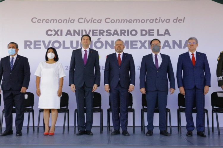 Asiste Bedolla a ceremonia de 111 Aniversario de la Revolución Mexicana