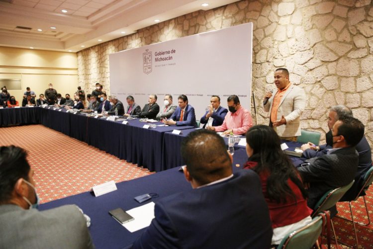 Presupuesto 2022 de Bedolla, favorable a municipios: alcaldes