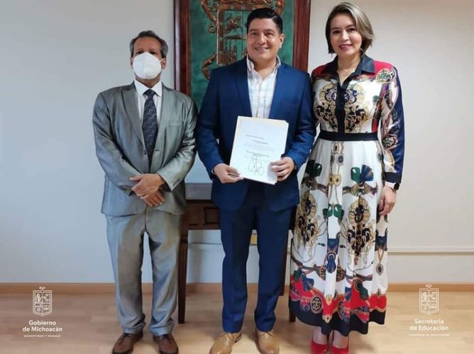 Iván Santamaría, a la URSE-Apatzingán