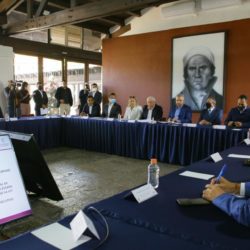 En Michoacán, 61 ediles han firmado el mando policial coordinado: Bedolla